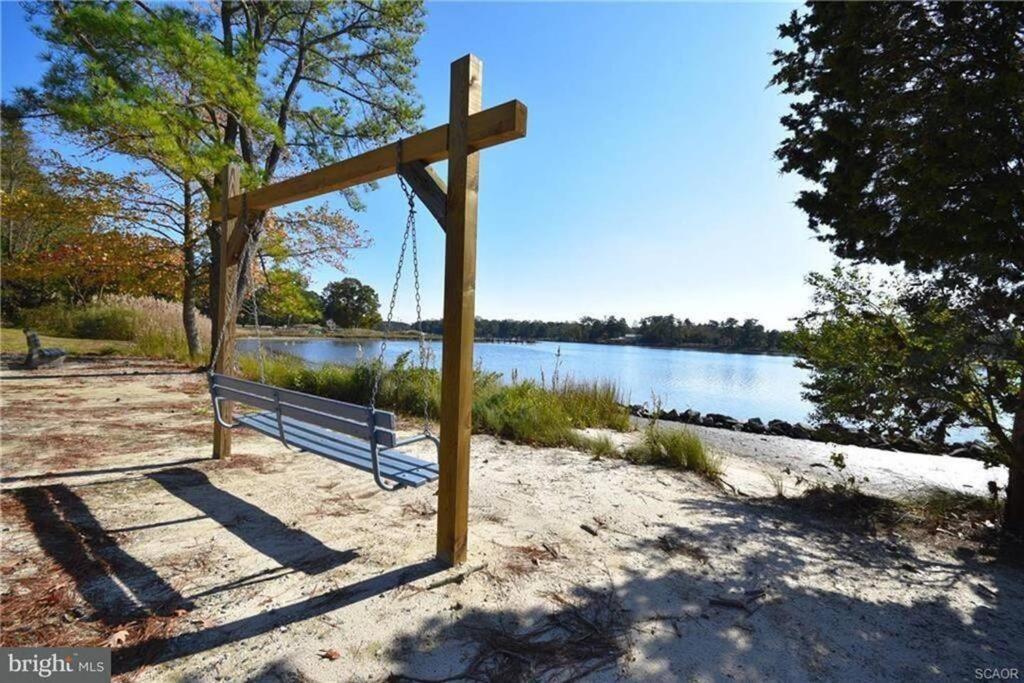 Cottage By The Bay, Sleeps 8 Near Rehoboth Beach ลูอิส ภายนอก รูปภาพ